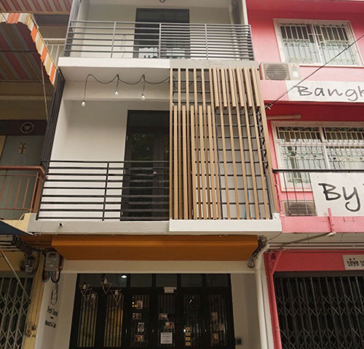 Arun Amarin Hotel | Feel Good Bangkok Hostel