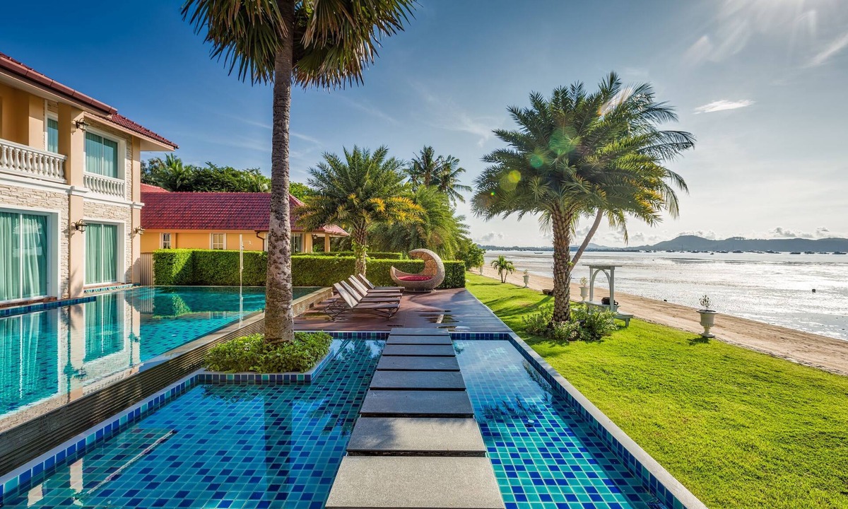 Rawai Villa | Fisherman Way Beach Villa