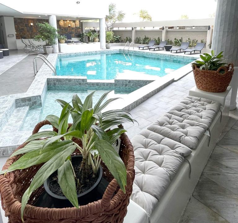 North Pattaya Hotel | Garden Paradise