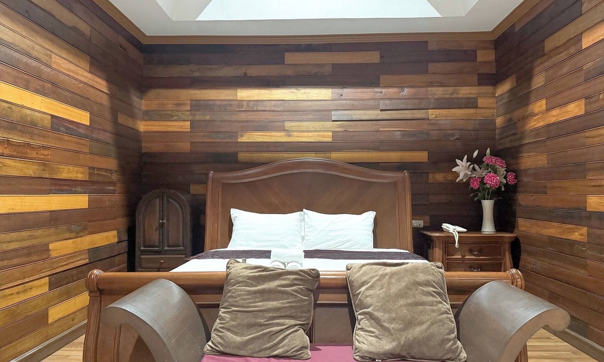 Chomphu Hotel | Grand Amazon Hotel