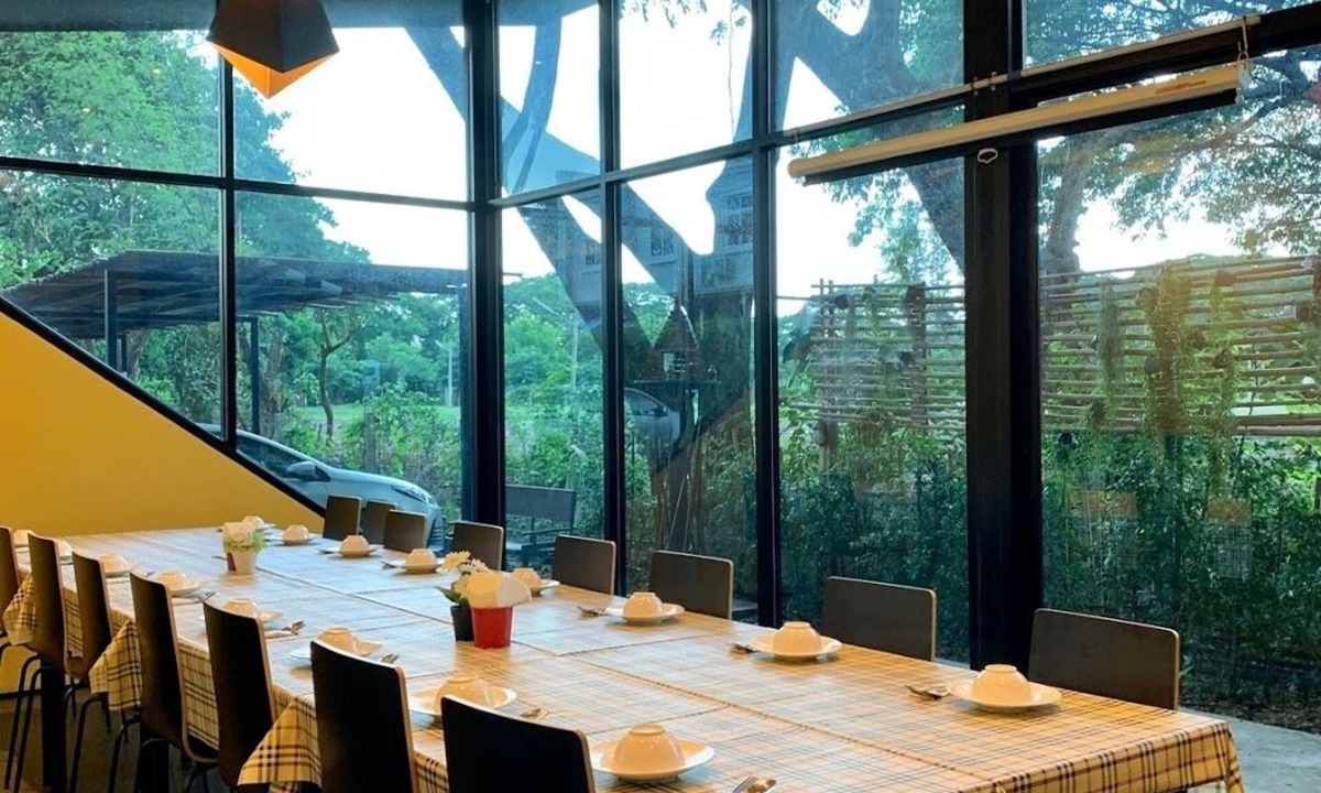 Nai Muang Hotel | Green At Buriram