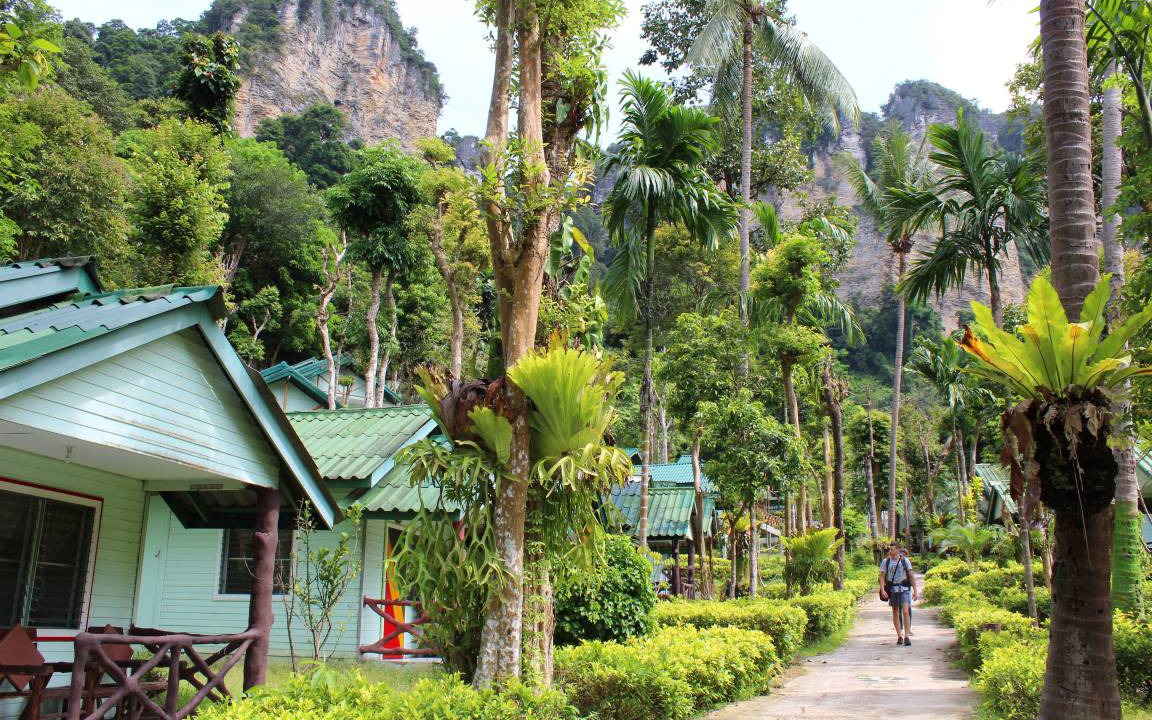 Chill Bar Bungalows | Krabi