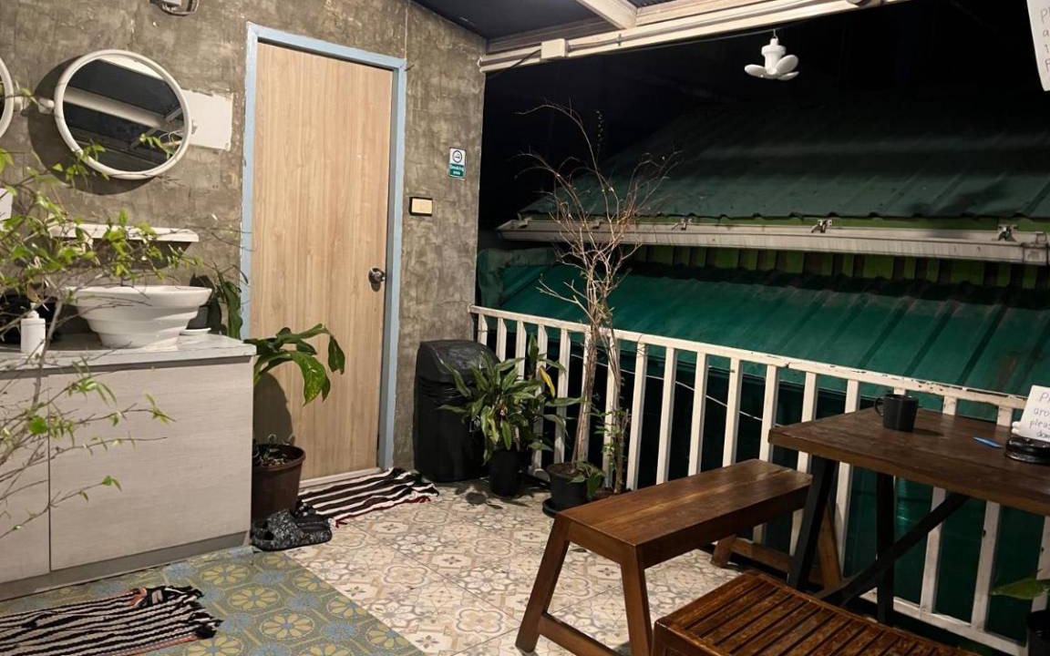 Chana Songkhram Hostel | Hostel ∙ 8 guests