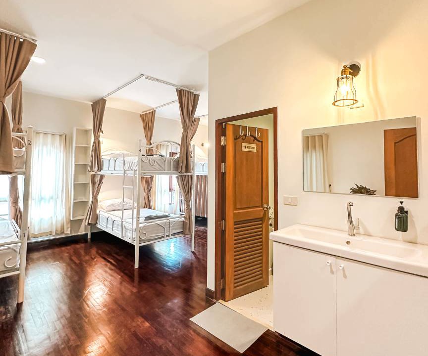 Thong Sala Hostel | Hostel ∙ 8 guests