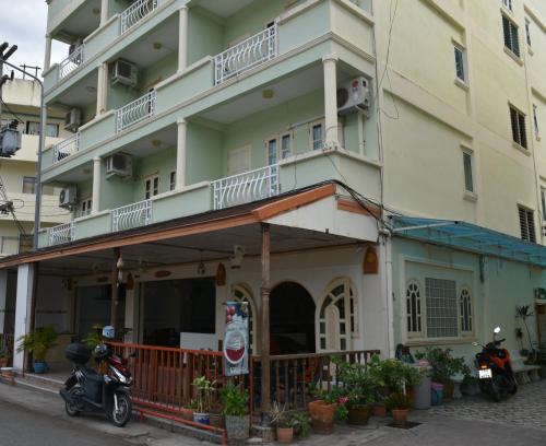 Jomtien Hotel | Jardin