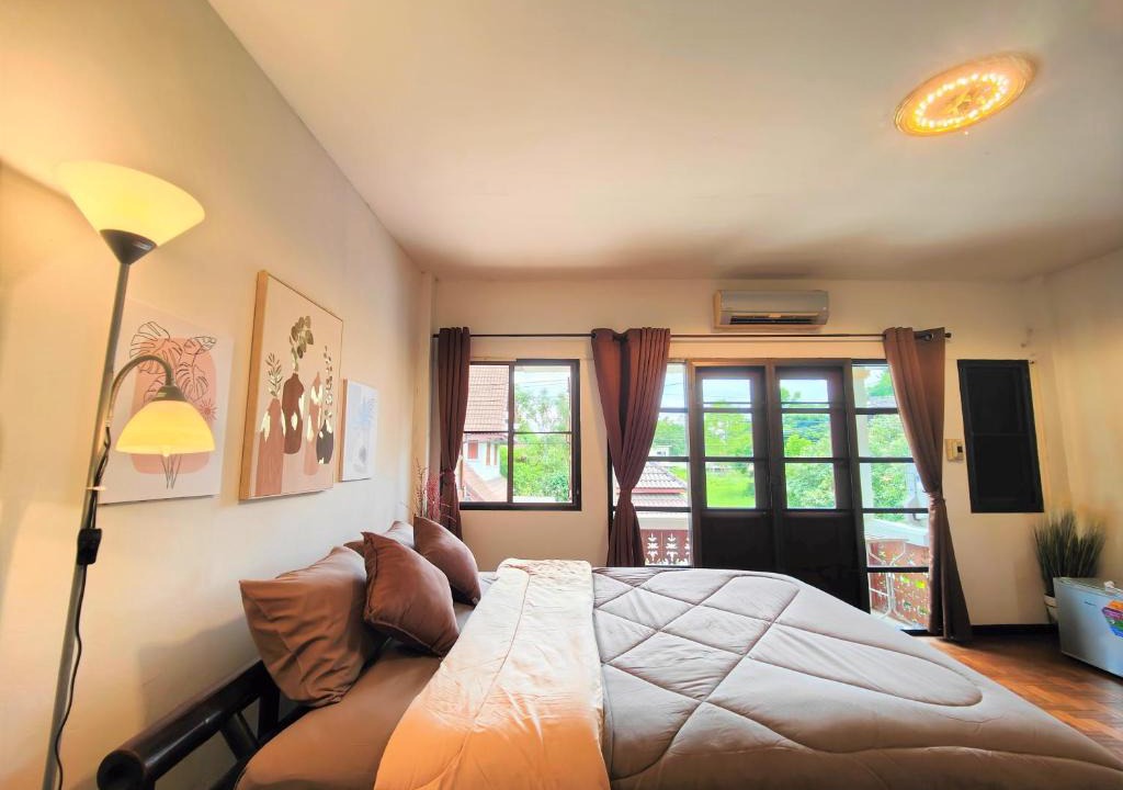Ban Waen Apartment | Journey 2 House