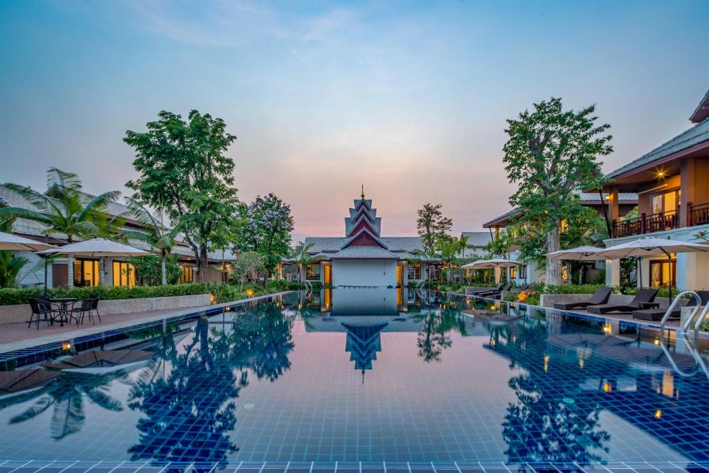 Nam Phrae Hotel | Lanna Deer Resort Chiang Mai