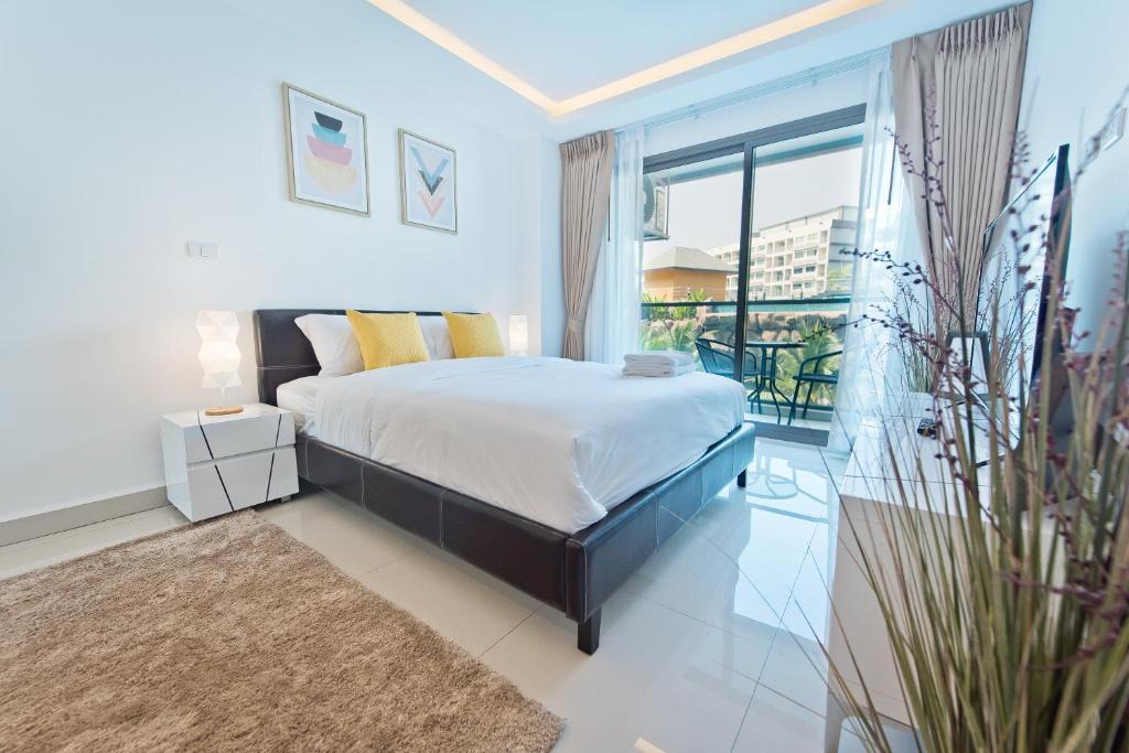 South Pattaya Apartment | LIGHT & BRIGHT Studio in Laguna Beach Maldives