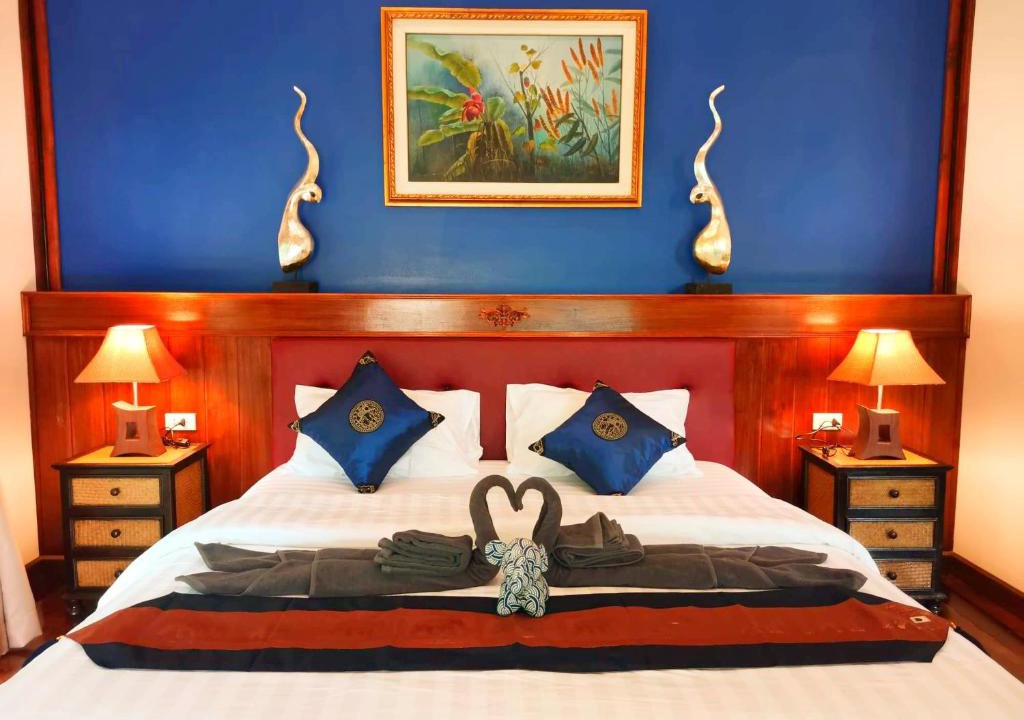 Nuea Khlong House | Little Rock Kohjum