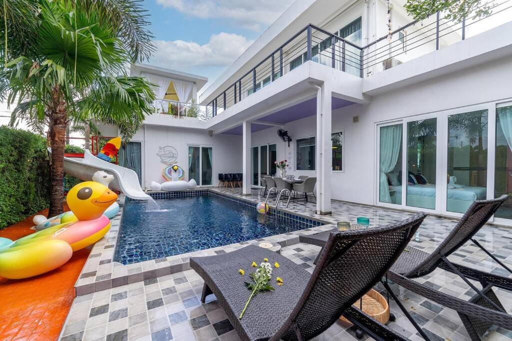 Na Chom Thian Villa | Luxurious and Playful 5 Bedroom Pool Villa - CC
