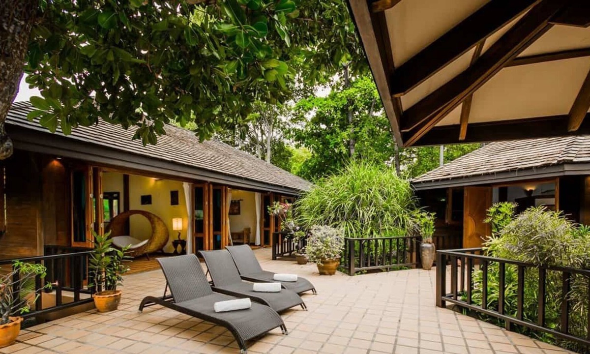 Nuea Khlong Villa | Luxury 5 Bedroom Spacious Villa Baan Khating !!