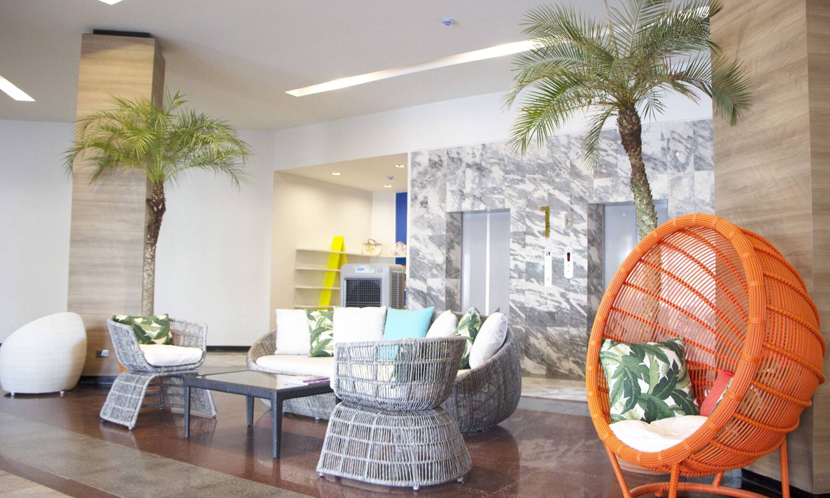 Nuea Mueang Hotel | M Grand Hotel Roiet