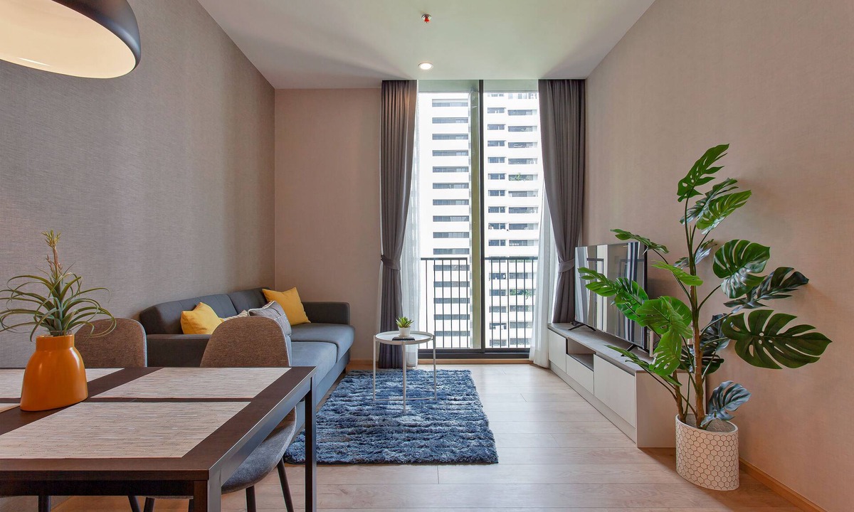 Nana Condo | Modern 2 bedroom apartment in luxury condo in Asok neighbourhood