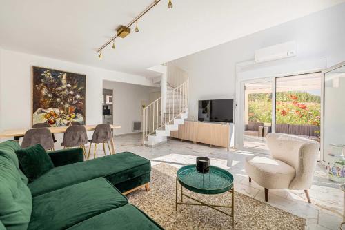Prado - Republique Apartment | Modern, A C Duplex - 3BDR 6P - Cannes