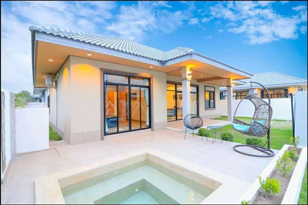 Hin Lek Fai Villa | Modern Villa Club House Hua Hin 18 私家SPA池独栋别墅