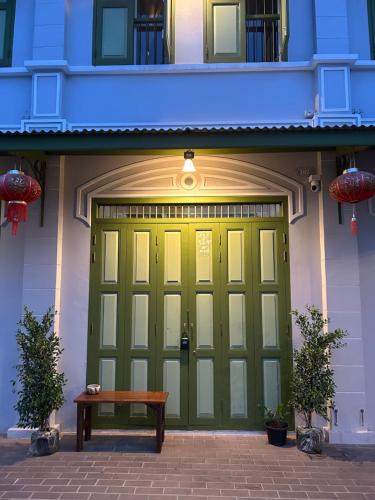Chakkrawat Villa | Mookda House Chinatown BKK near MRT Samyot