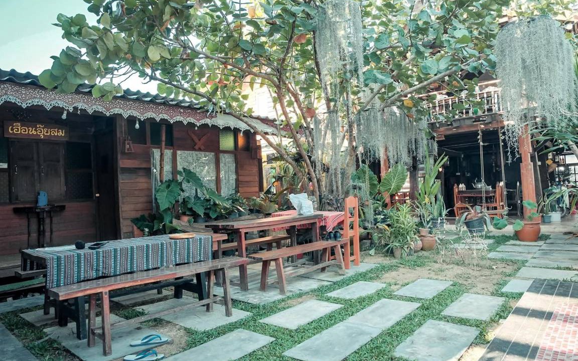 Pa Daet House | Motel ∙ 8 guests