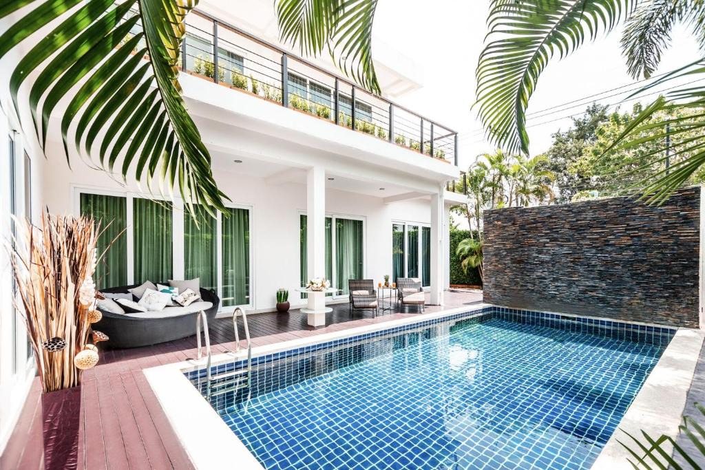 Huai Yai Villa | Mountain Village