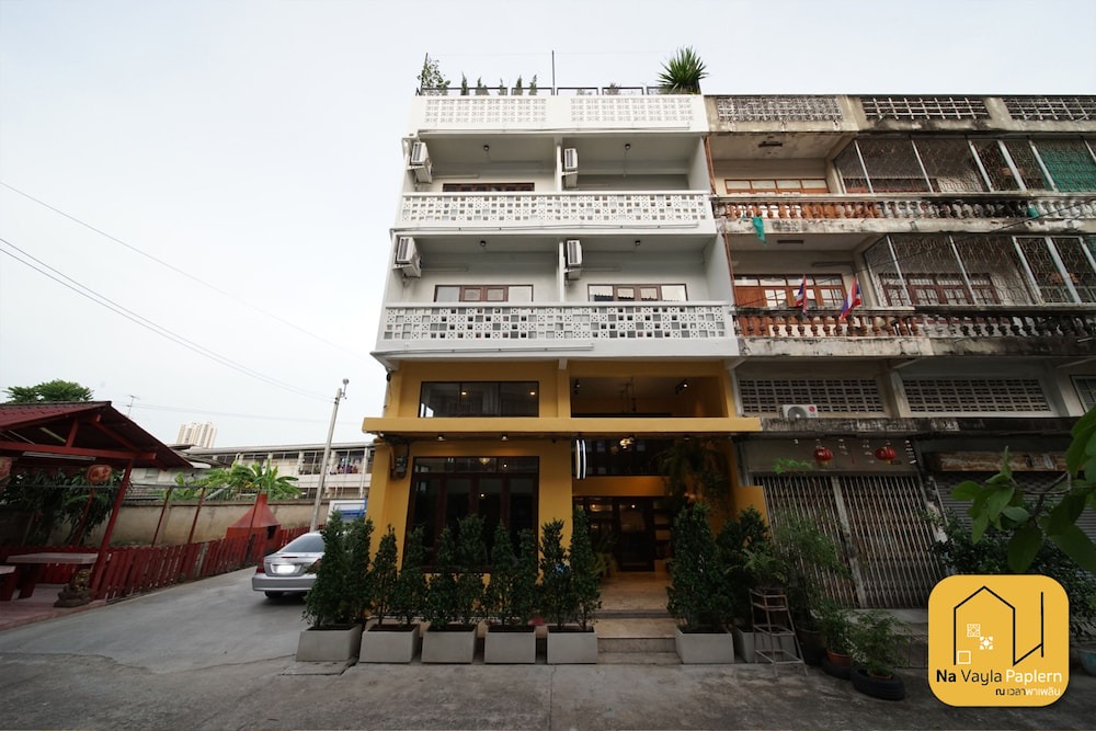 Bangkok Noi Hotel | Na Vayla PaPlern