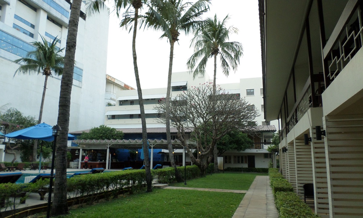 Pattaya Bay Hotel | Nautical Inn