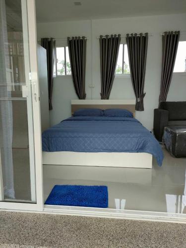 Mae Jo Bed & Breakfast | Nongnuchs Homestay Queen Bed