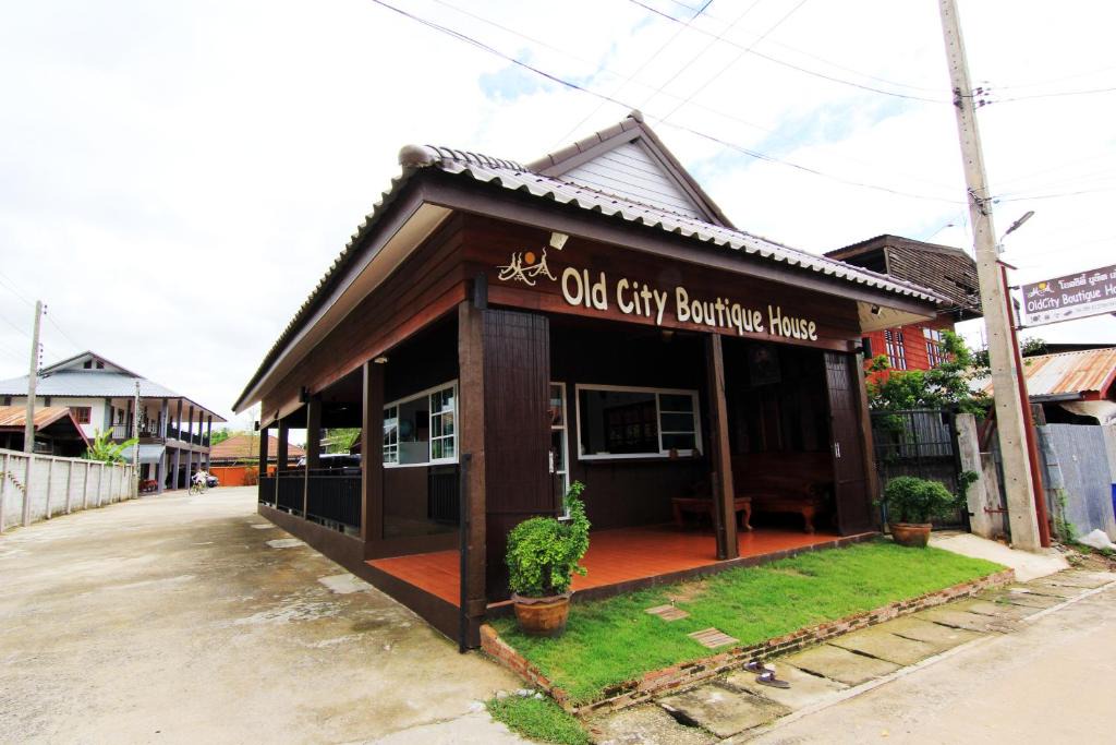 Mueang Kao Hostel | Old City Boutique House