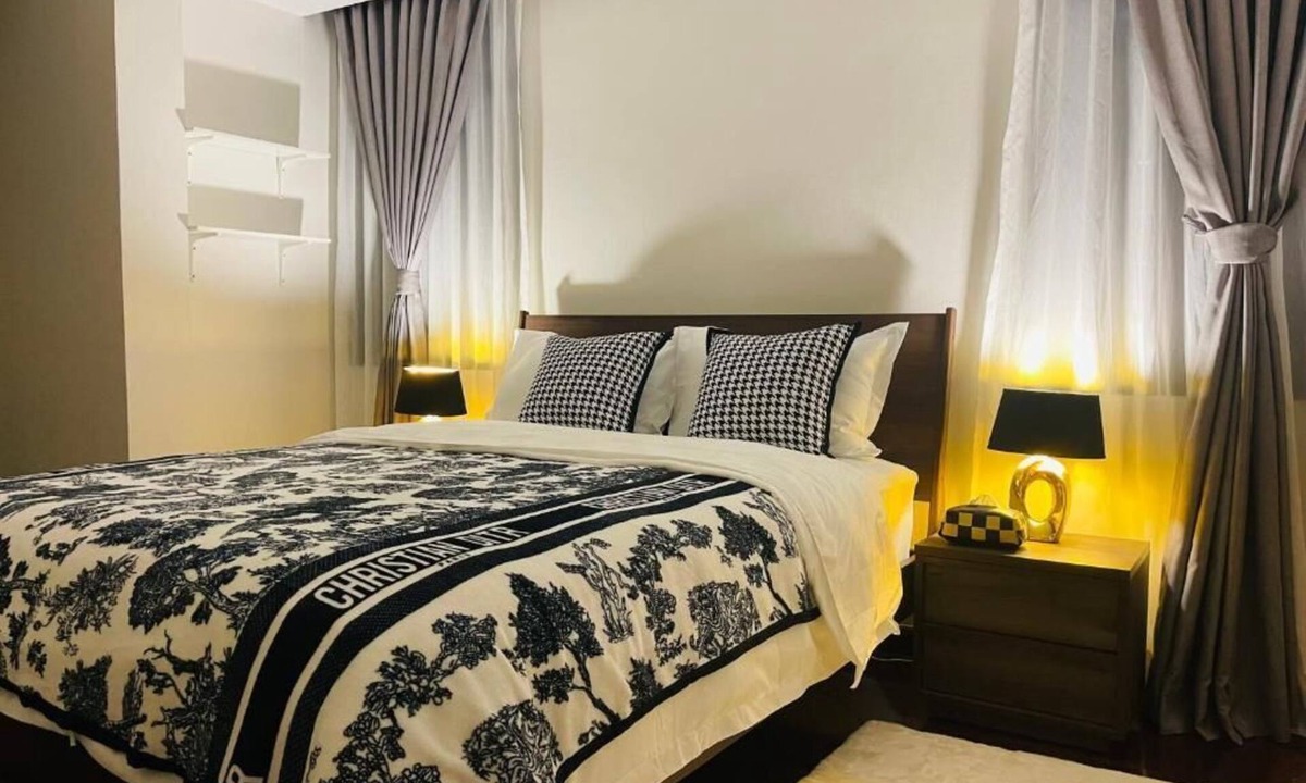 Khlong Tan Villa | Pool Villa Sukhmvit Near BTS PhromPhong 900m EmSphere