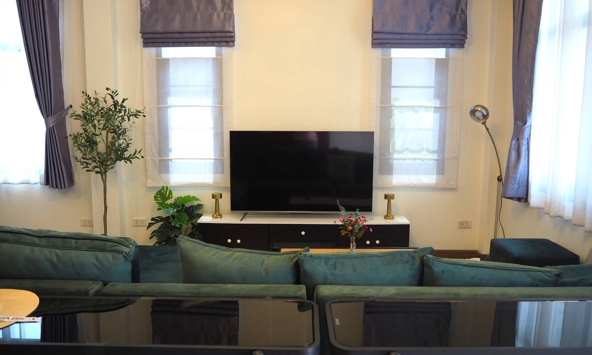 Siri Watthana Niwet House | Private 2-storey house Chiang Mai By The Orchard