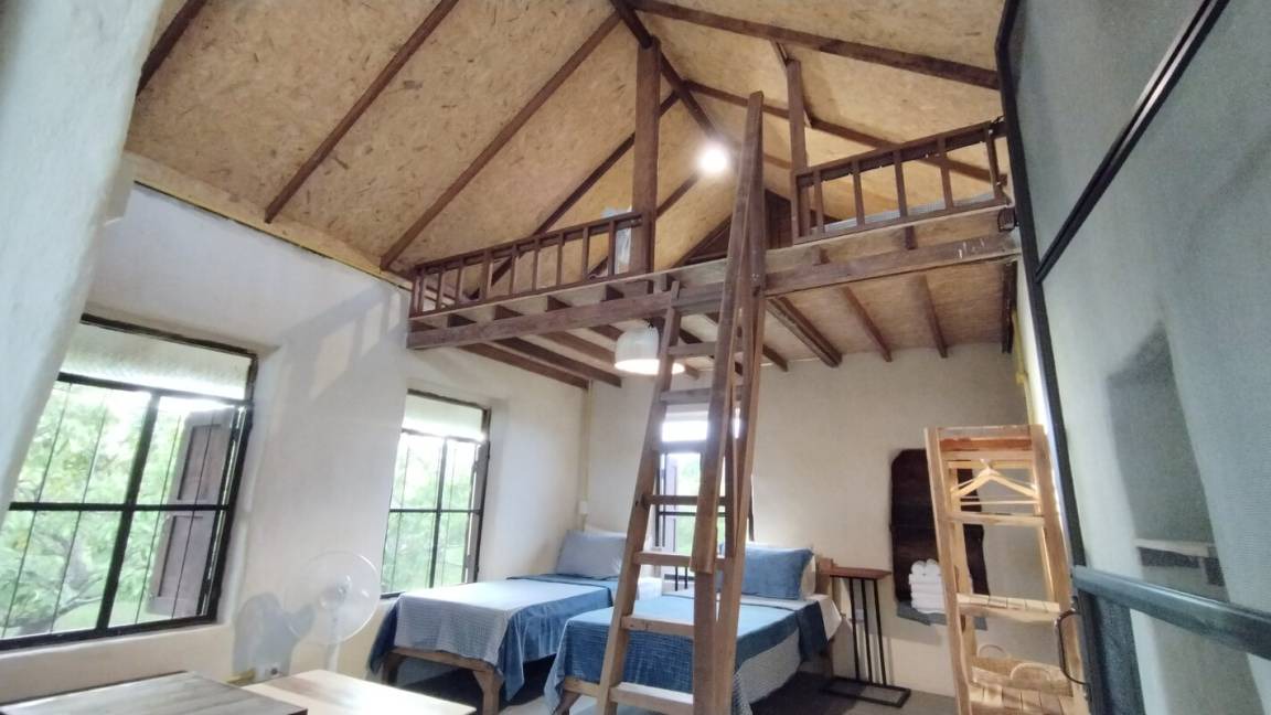 San Pa Thong Resort | Private room ∙ 4 guests