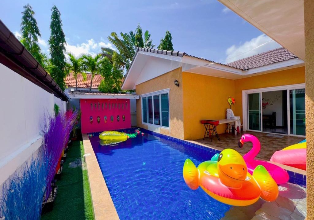 Bang Sare Villa | Pw Pool Villa Bangsaray
