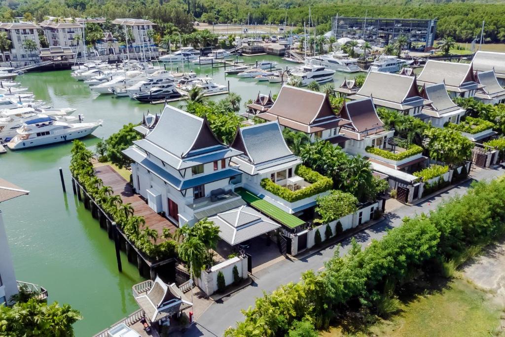 Koh Kaew Villa | Royal Marina Phuket Premium 5-Bedroom Villa 22m Private Yacht Berth