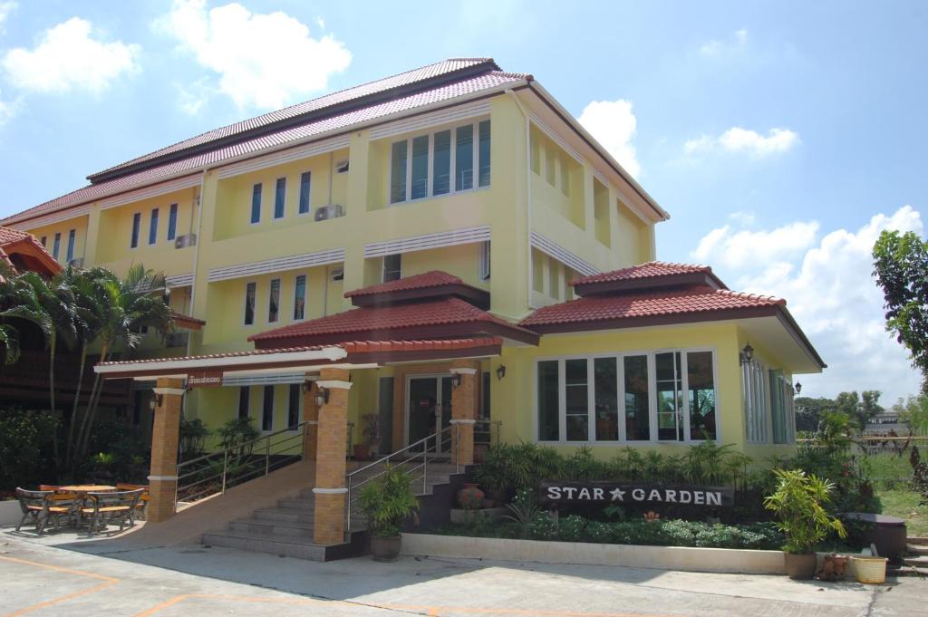 Chaiyasathan Resort | Saengthong Resort Chiangmai