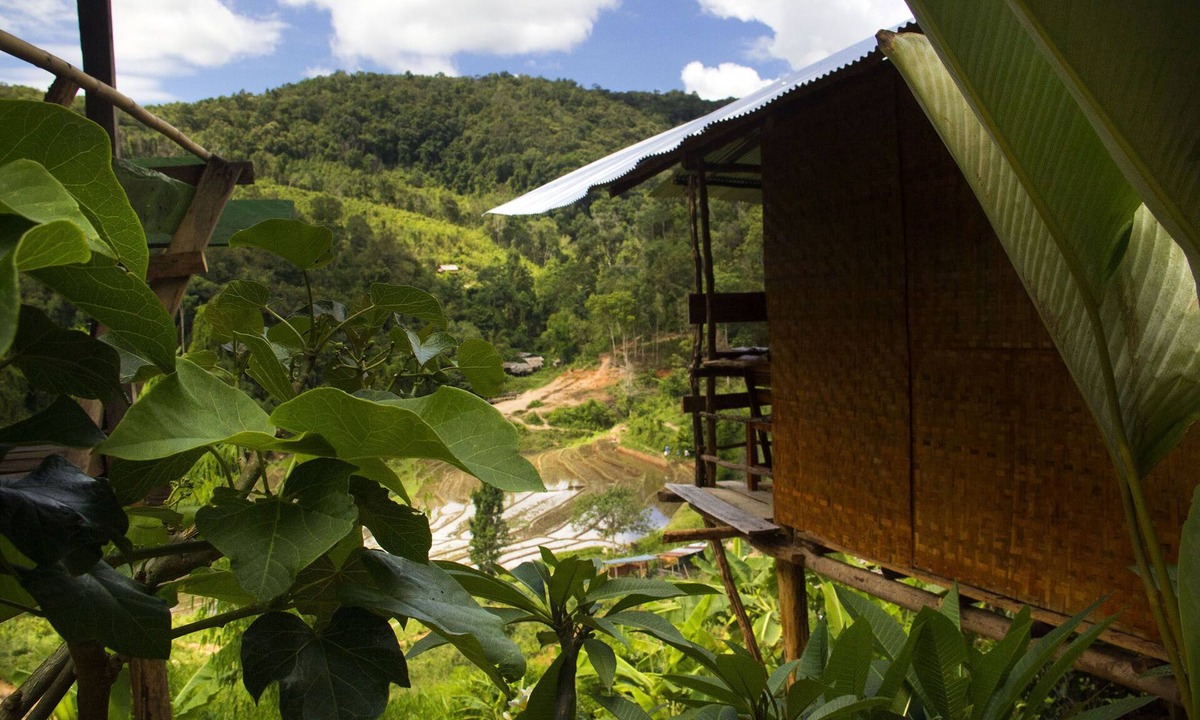 Mae Wang House | Simple Wooden Bungalows in the mountains of Chiang Mai Province
