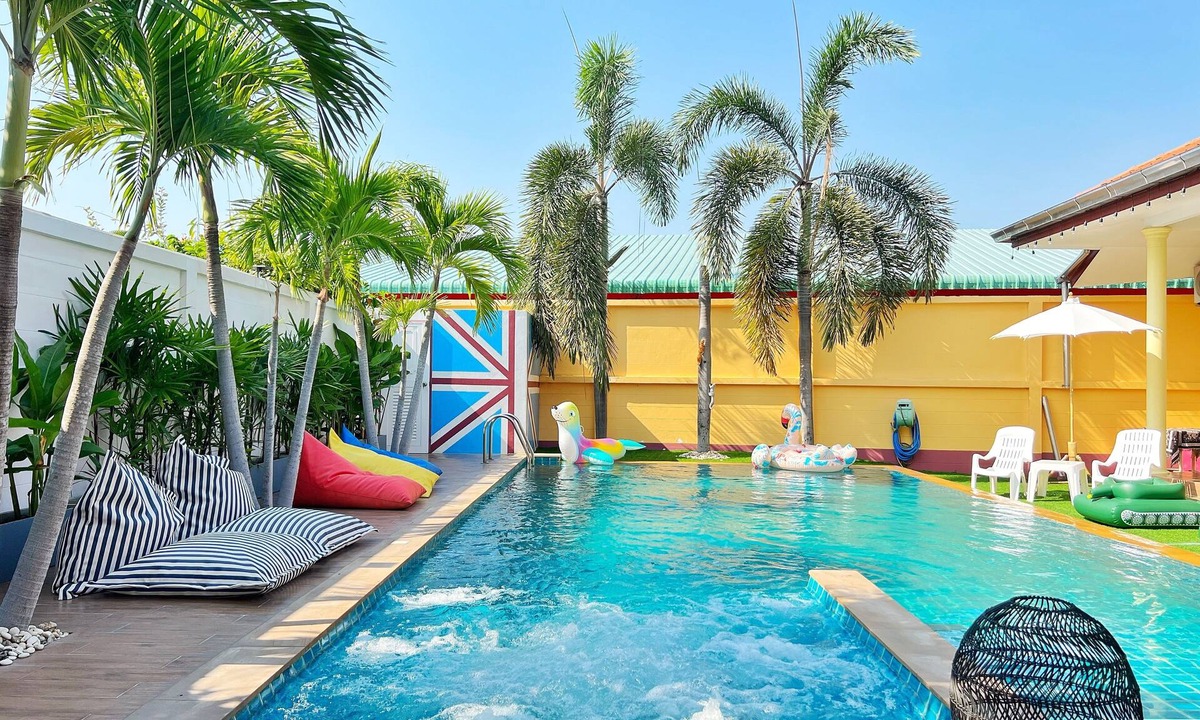 Na Kluea Villa | Spacious 4 Bedroom Private Villa, Big Swimming Pool, Free Wi-Fi,Gym,Pet Friendly