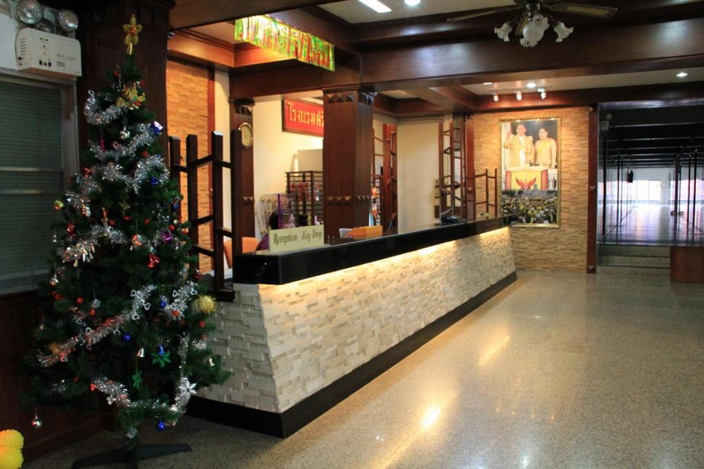 Chumphon Hotel | Sri Chumphon Hotel