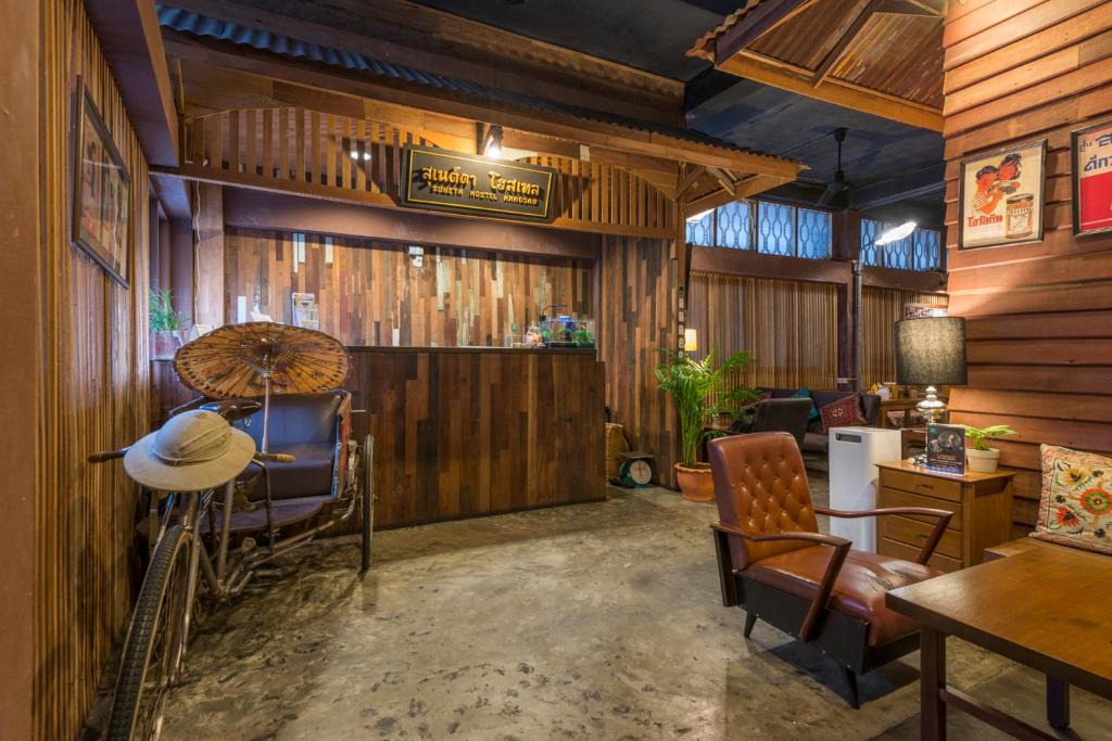 Talat Yot Hostel | Suneta Hostel Khaosan