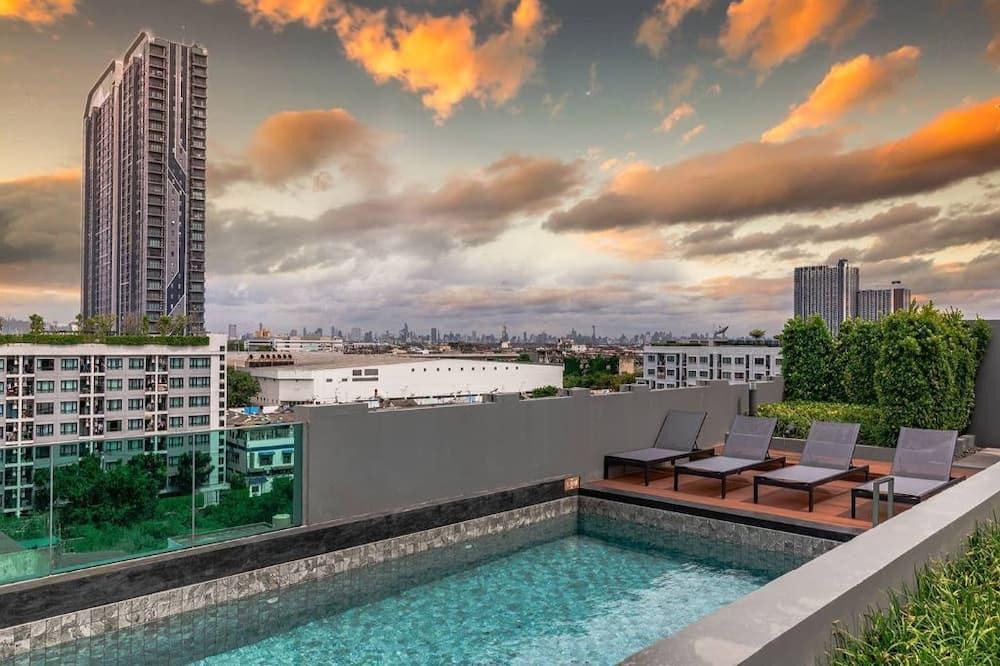Swimming Thepharak | Mueang Samut Prakan District