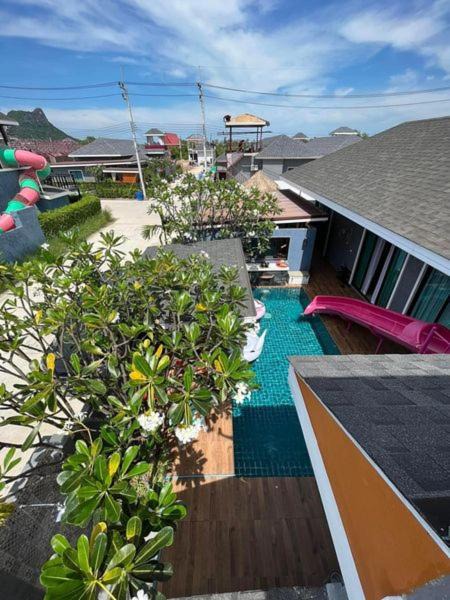 Cha-am Villa | Takky Beach Pool Villa Cha-Am