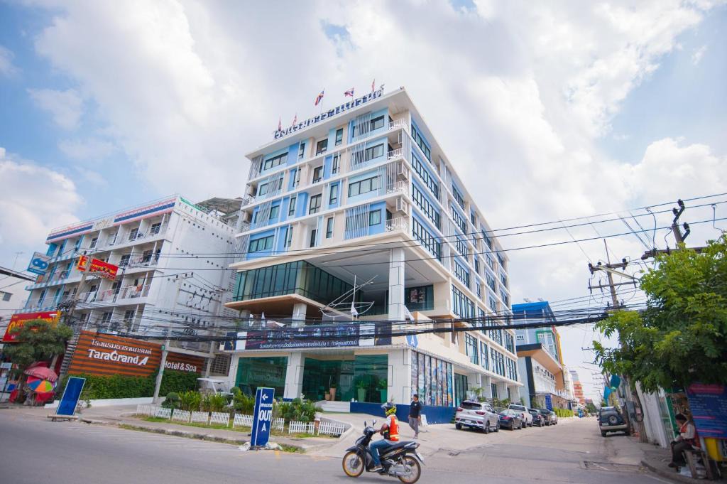 Rangsit Hotel | Taragrand Donmuang Airport Hotel