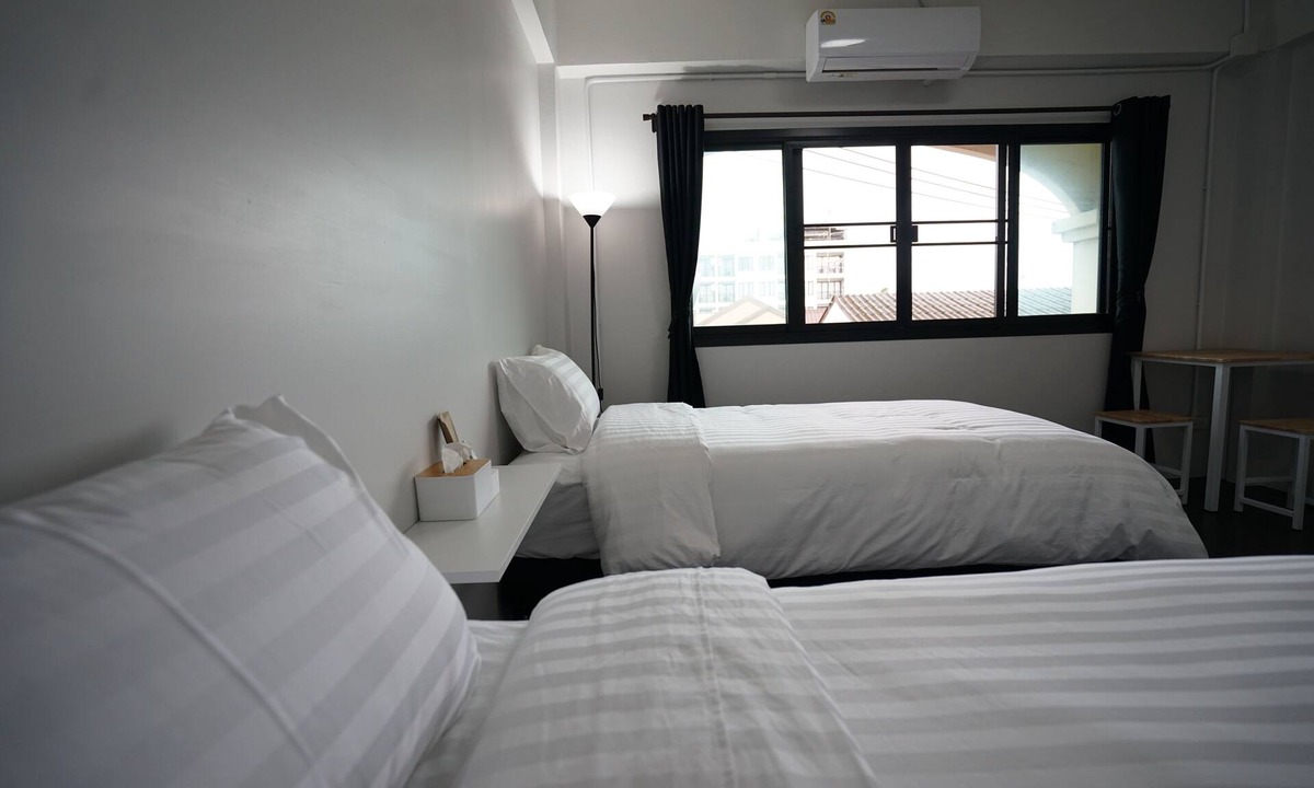 Chang Phueak Hostel | The Afterlife Poshtel & Art Space