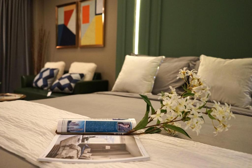 Chonburi Apartment | The Bed by Boonjira