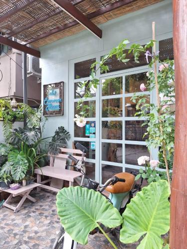 Old City Bed & Breakfast | The Commonroom CNX