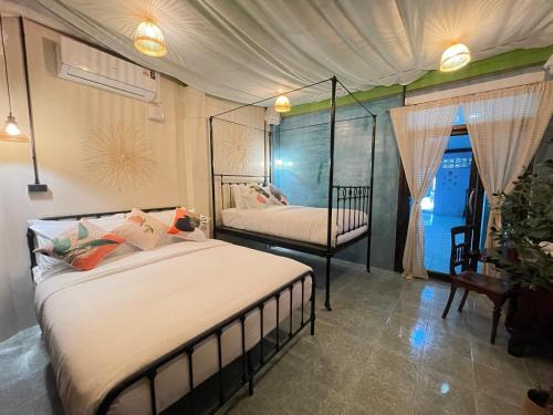 Bang Phra Hostel | The Memory Hostel