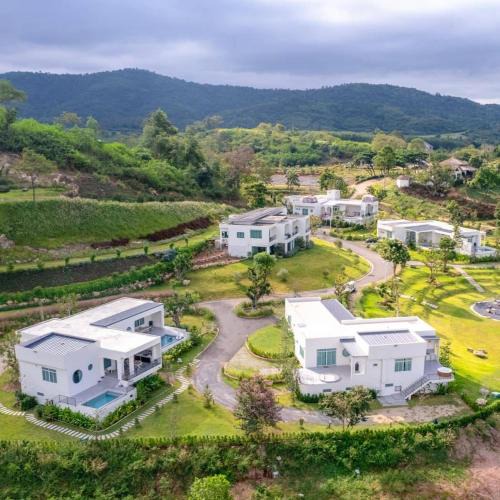 Pak Chong Villa | The Peak Hill Pool Villa