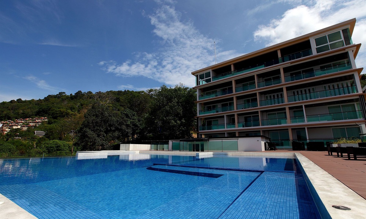 Patong Hotel | The Privilege Residence