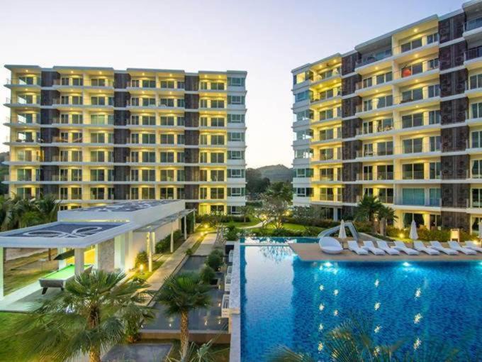 Sam Roi Yot Apartment | The Sea Condominium