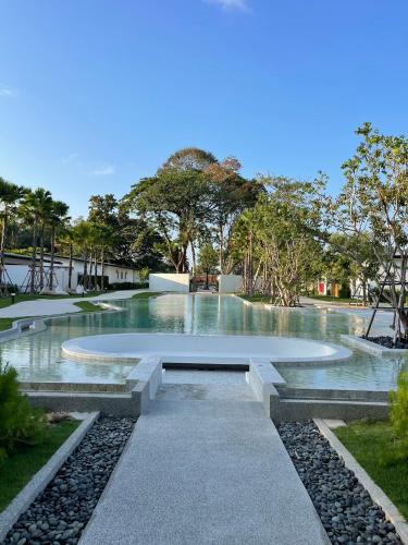 Ban Phe Resort | The Season Resort