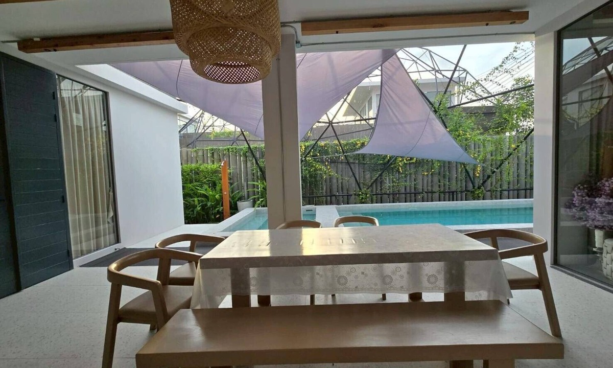 Hin Lek Fai Villa | The Ten Poolvilla Huahin
