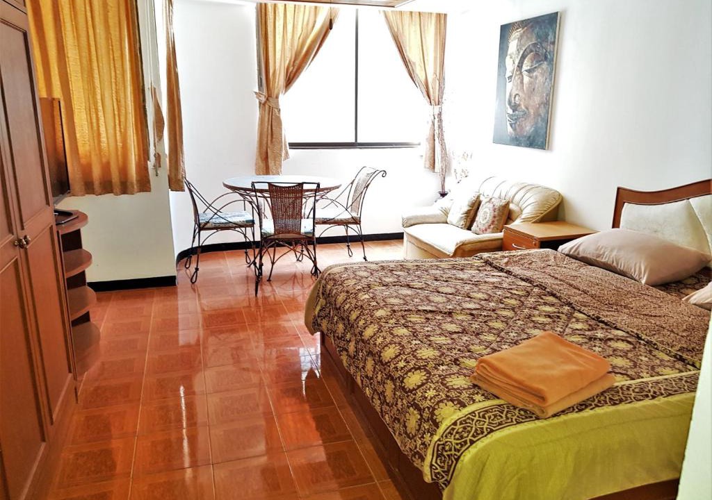 Jomtien House | Thepthip Mansion Pattaya 5th floor studio apartment