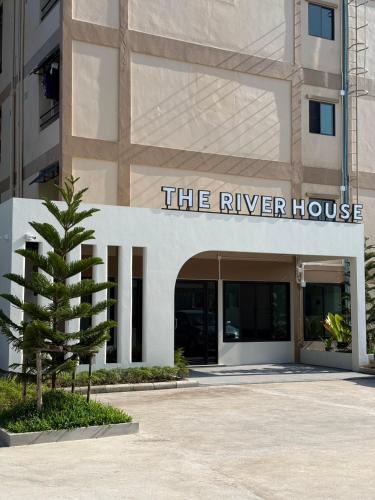 Mueang Nga Hotel | theriverhouse
